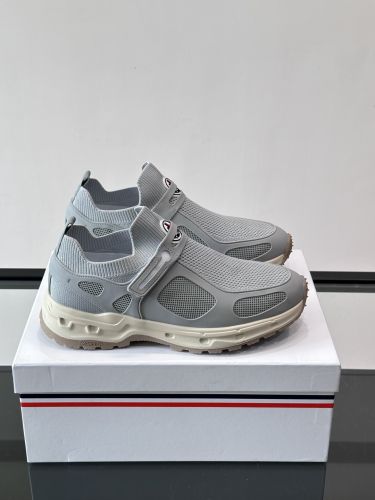 カジュアル スリッポン メッシュ モンクレール スニーカー コピー グレー