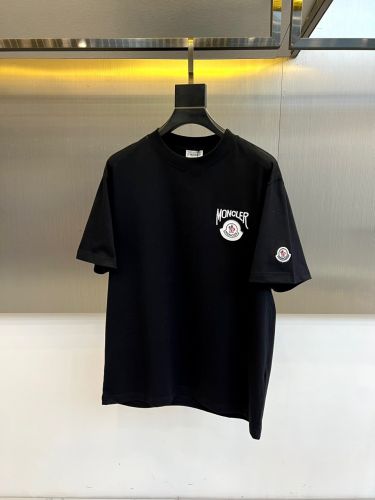 シンプル ロゴ刺繍 半袖Tシャツ モンクレール Tシャツ 偽物 クルーネック ブラック