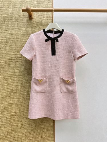 Vロゴ ツイード ミニワンピース ヴァレンティノ ワンピース 偽物 ピンク