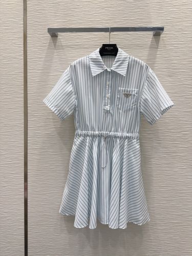 プラダ ワンピース 偽物 ストライプ柄 シャツワンピース 半袖ドレス