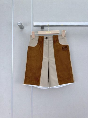 スエード切り替え ハーフパンツ ミュウミュウ パンツ コピー 合わせやすい