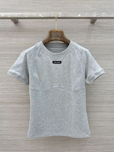 洗練された 合わせやすい 半袖Tシャツ ミュウミュウ Tシャツ コピー グレー