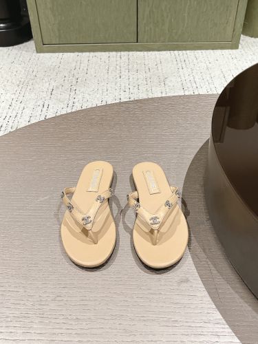 シャネル サンダル コピー 洗練された CCロゴ トングサンダル ベージュ