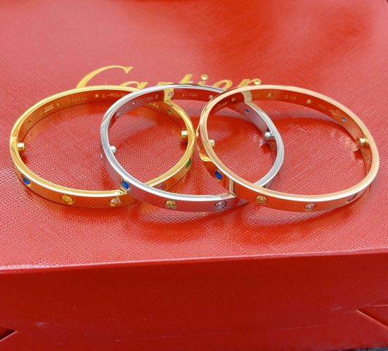 洗練された マルチカラーストーン バングル カルティエ ブレスレット 偽物