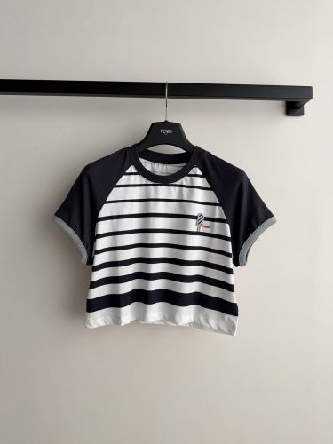 ストライプ コットン 半袖Tシャツ フェンディ Tシャツ コピー クロップド丈