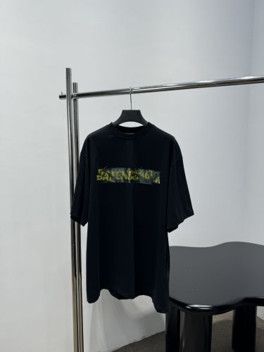 人気 洗練された ロゴ入り 半袖Tシャツ バレンシアガ Tシャツ 偽物 ユニセックス