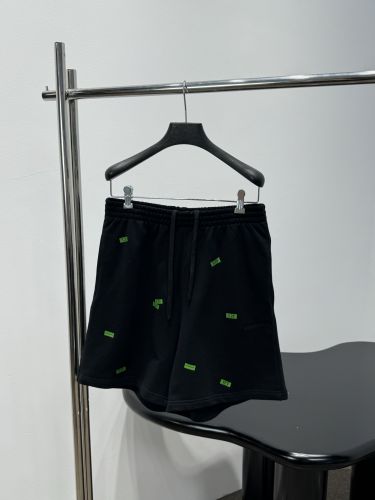 バレンシアガ パンツ 偽物 カジュアル 合わせやすい ショートパンツ