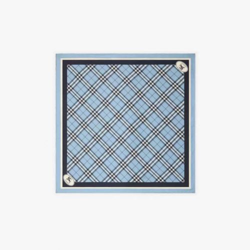 人気 チェック シルクスカーフ バーバリー スカーフ 偽物 90x90cm ライトブルー