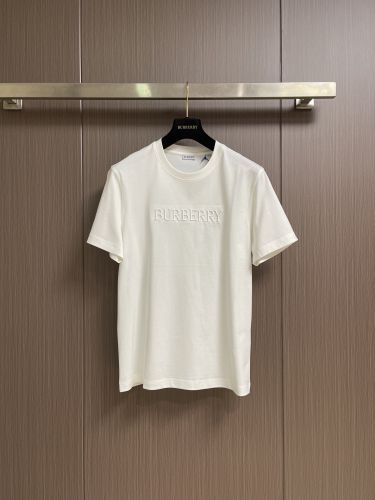 シンプル 洗練された ロゴ コットンTシャツ バーバリー Tシャツ 偽物 ホワイト