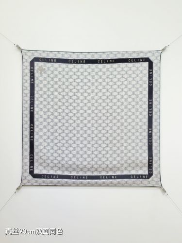セリーヌ スカーフ コピー 90x90cm トリオンフ 総柄 シルク スクエアスカーフ 