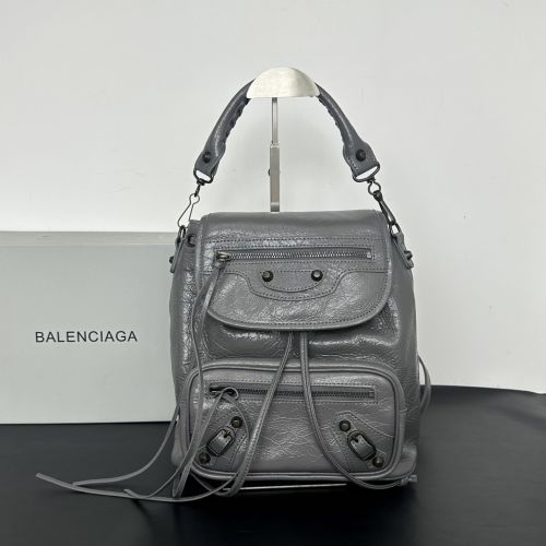 バレンシアガ バッグ 偽物 スタイリッシュ 2WAY バックパック グレー