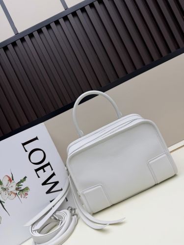 ロエベ スーパーコピー 人気 LOEWE アマソナ180バッグ スモール ホワイト