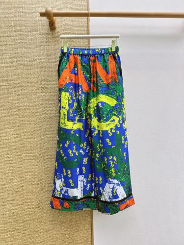 ココビーチ シルクパンツ マルチカラー シャネル パンツ スーパーコピー
