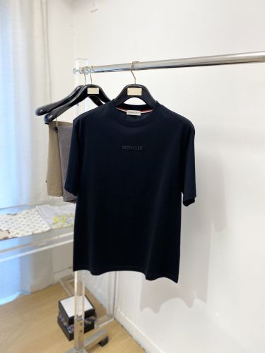 シンプル 合わせやすい クルーネック 半袖Tシャツ モンクレール Tシャツ 偽物 ブラック