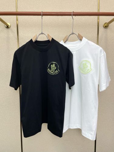 バックロゴ クルーネック 半袖Tシャツ モンクレール Tシャツ 偽物 合わせやすい