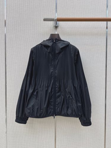 プリーツ加工 フード付き ブルゾン モンクレール ジャケット コピー ブラック
