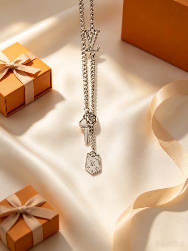 人気 おしゃれ ネックレス･LV タグ ルイヴィトン ネックレス 偽物 アクセサリー
