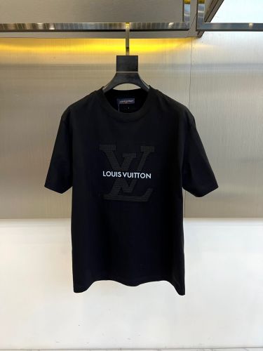 定番 カジュアル ロゴ入り 半袖Tシャツ ルイ・ヴィトン Tシャツ 偽物 ブラック