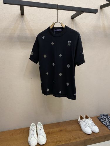 エンベリッシュド ショートスリーブ クルーネック ルイ・ヴィトン Tシャツ コピー ブラック