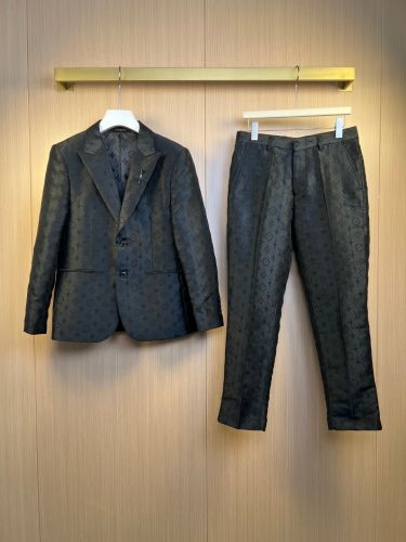 モノグラム テーラードセットアップ ルイ・ヴィトン セットアップ コピー ブラック