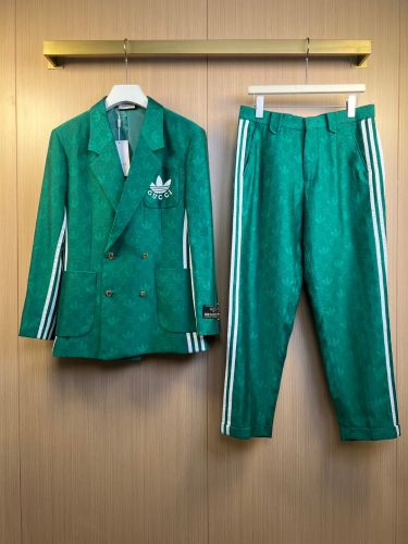 adidas × GUCCI ジャケット ＆ スラックス スーツ グッチ セットアップ 偽物 グリーン