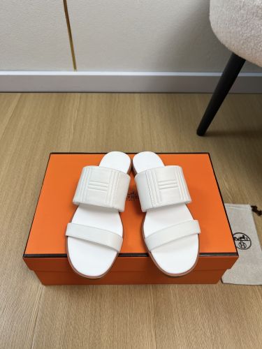 エルメス サンダル モナ スーパーコピー 上品 シンプル Hロゴ ホワイト