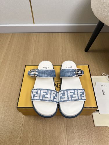 フェンディ サンダル 偽物 人気 おしゃれ FFモノグラム ダブルストラップ スライド