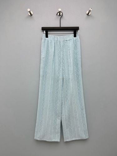 FFロゴ アイレット刺繍 ロングパンツ フェンディ パンツ 偽物 コットン ライトブルー
