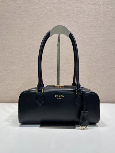 プラダ バッグ スーパーコピー ミディアム レザー トップハンドルバッグ 1BB170 ブラック