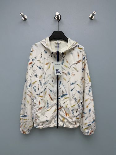フェザープリント フーデッドジャケット バーバリー ジャケット 偽物 