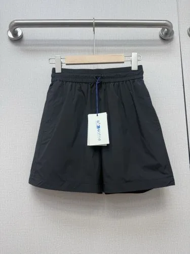 シンプル 洗練された ショートパンツ バーバリー パンツ 偽物 ブラック