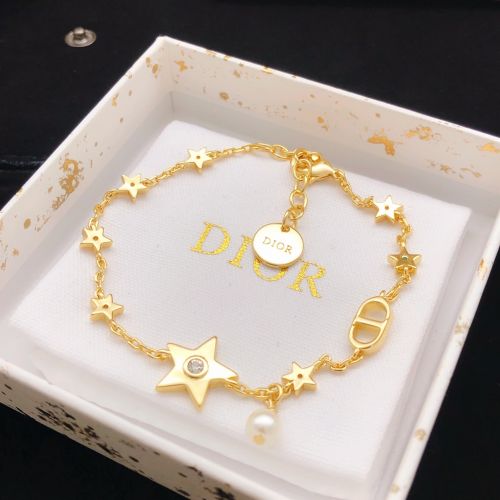 洗練された 可愛い 星モチーフ クリスチャン・ディオール ブレスレット 偽物