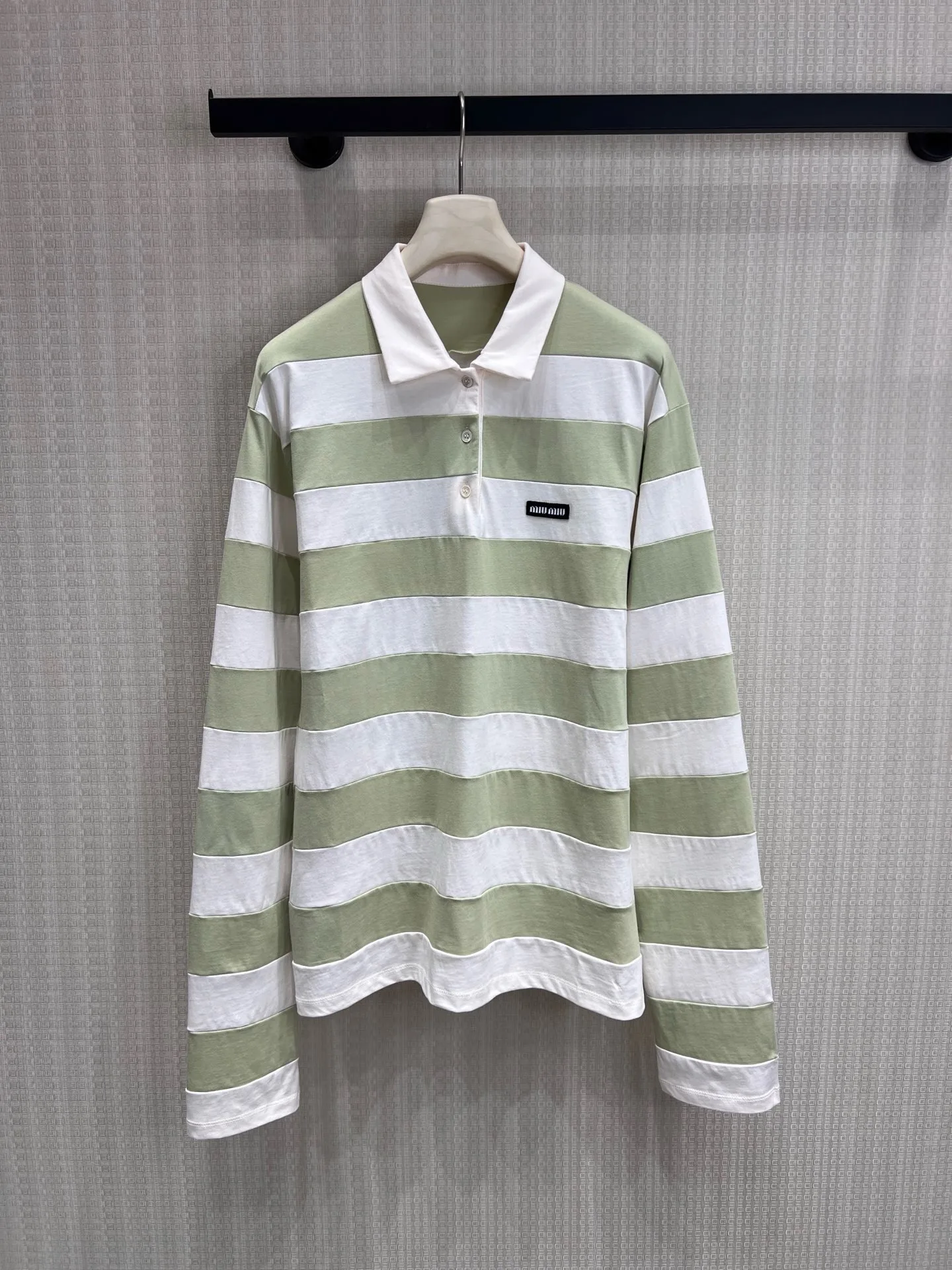 カジュアル ボーダー柄 長袖ポロシャツ ミュウミュウ Tシャツ 偽物 合わせやすい