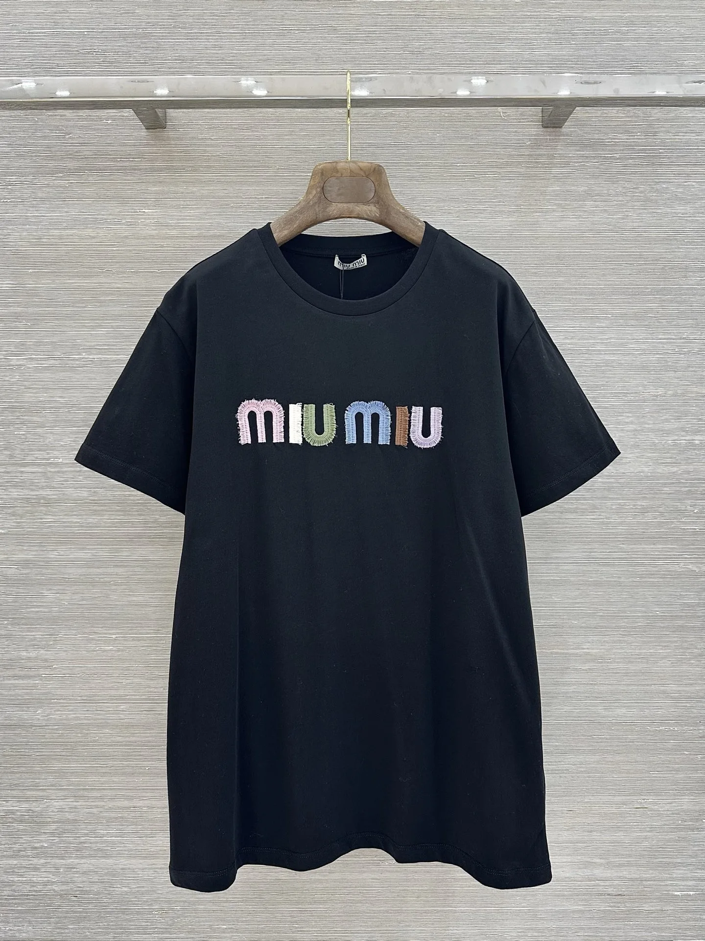 カジュアル コットン 半袖Tシャツ ミュウミュウ Tシャツ 偽物 クルーネック ブラック