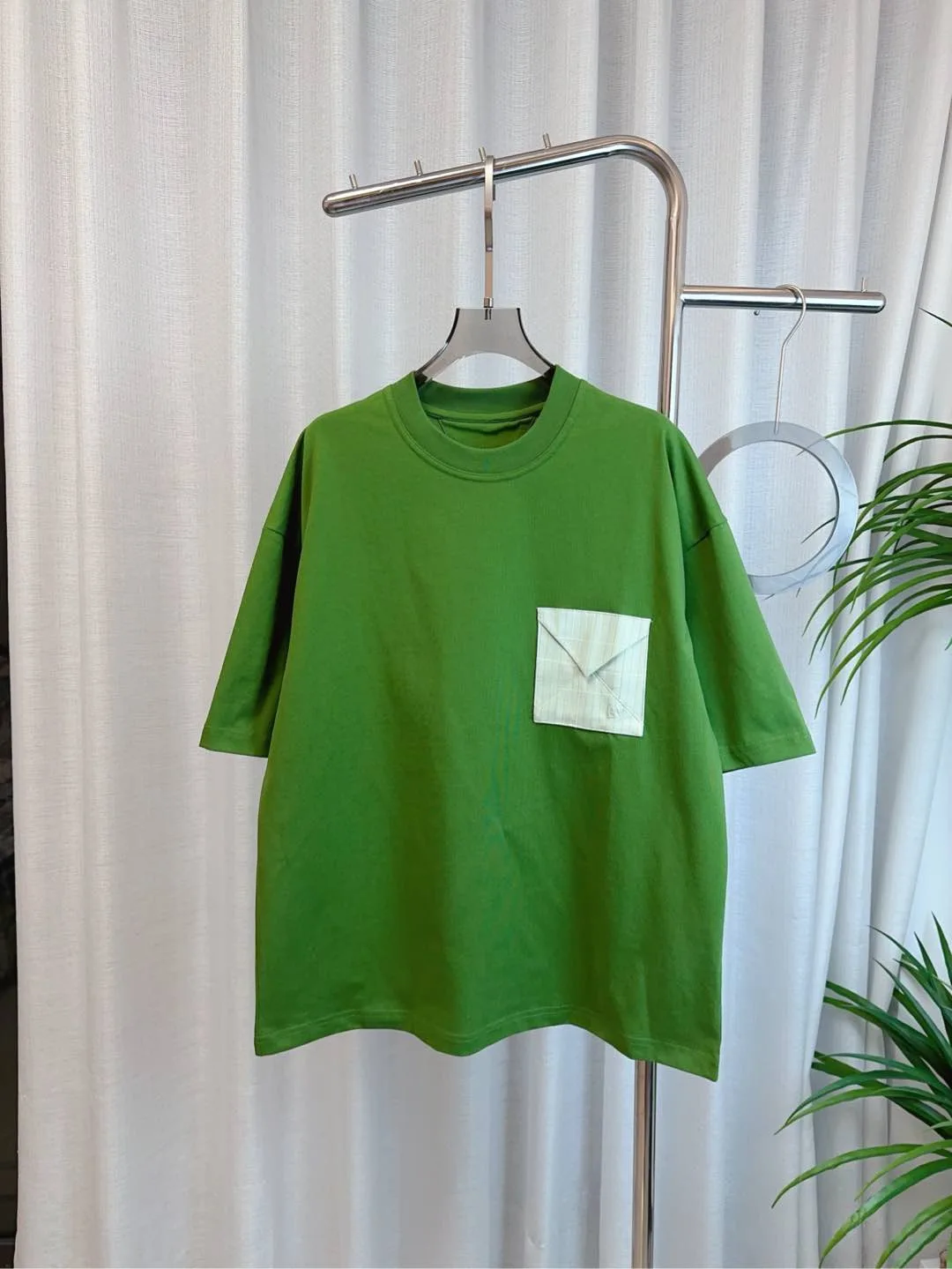 ユニセックス ポケット付き 半袖Tシャツ ボッテガ・ヴェネタ Tシャツ コピー グリーン