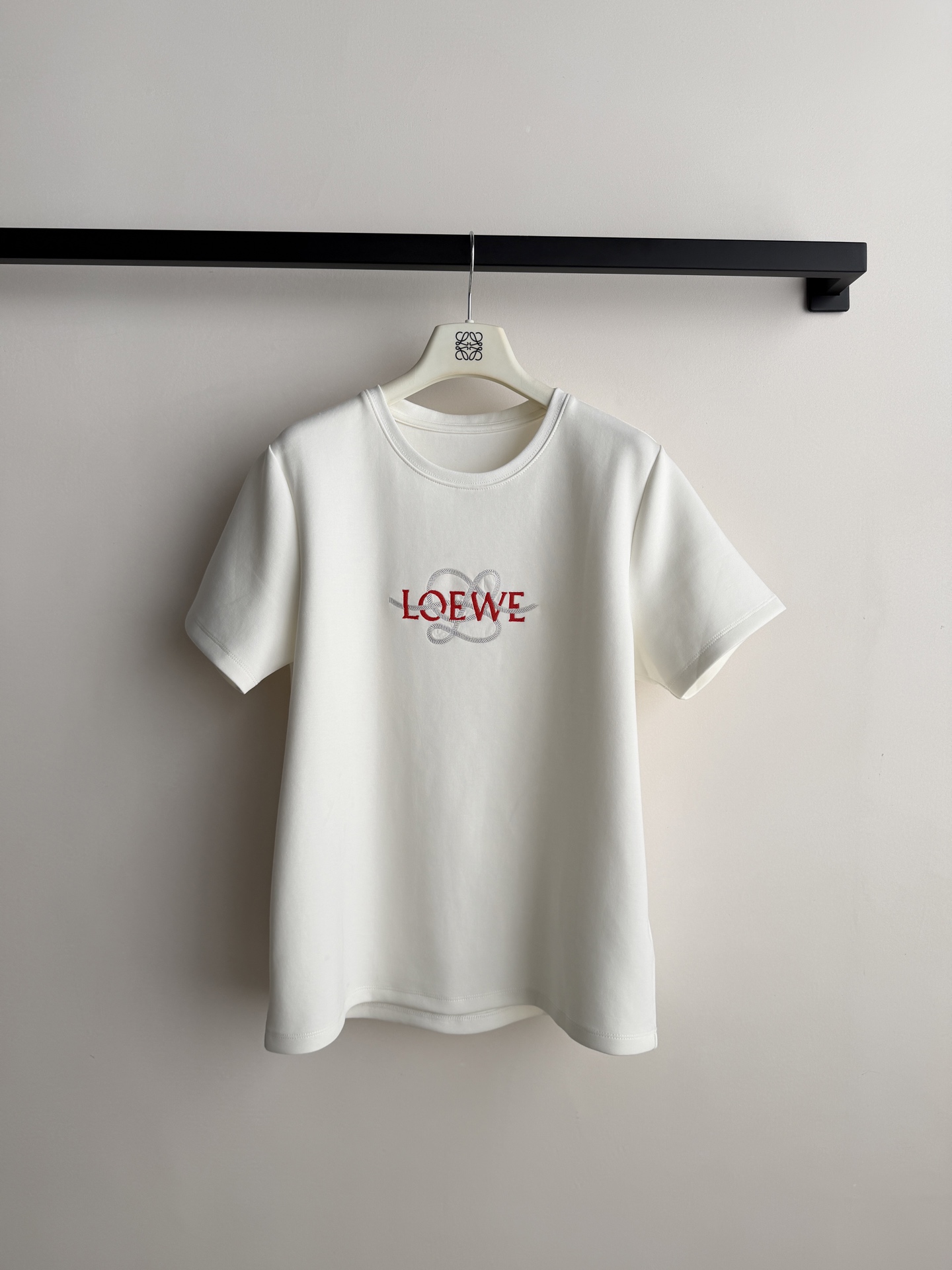 定番 ロゴ刺繍 クルーネック 半袖Tシャツ ロエベ Tシャツ コピー ホワイト