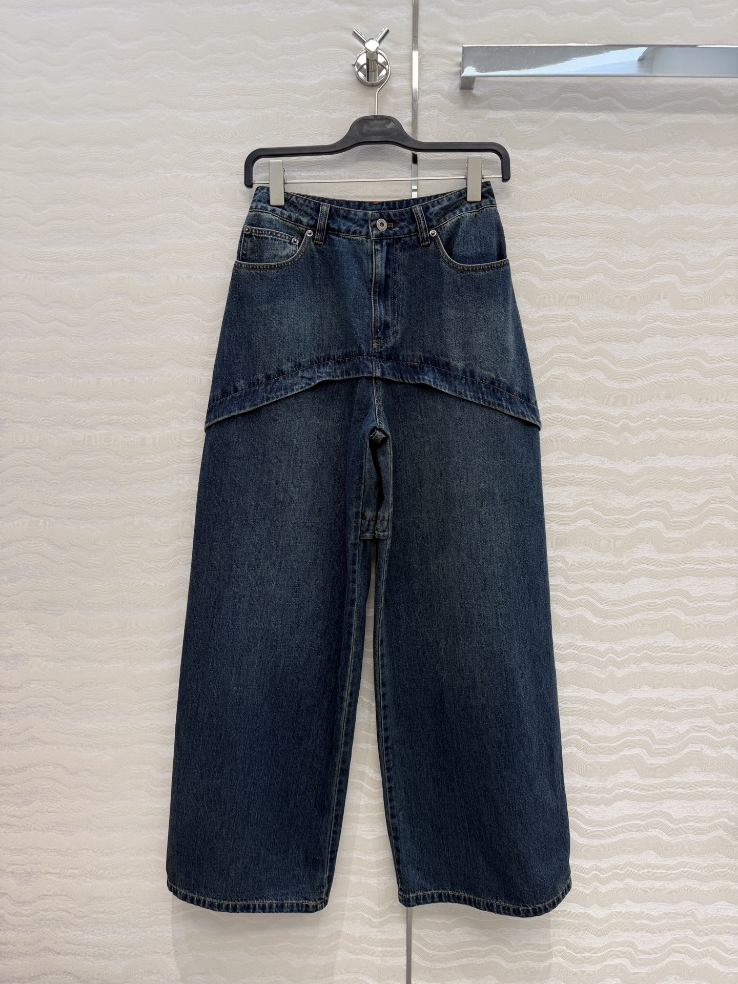 スタイリッシュ デニムパンツ ロエベ ジーンズ コピー バレルレッグジーンズ