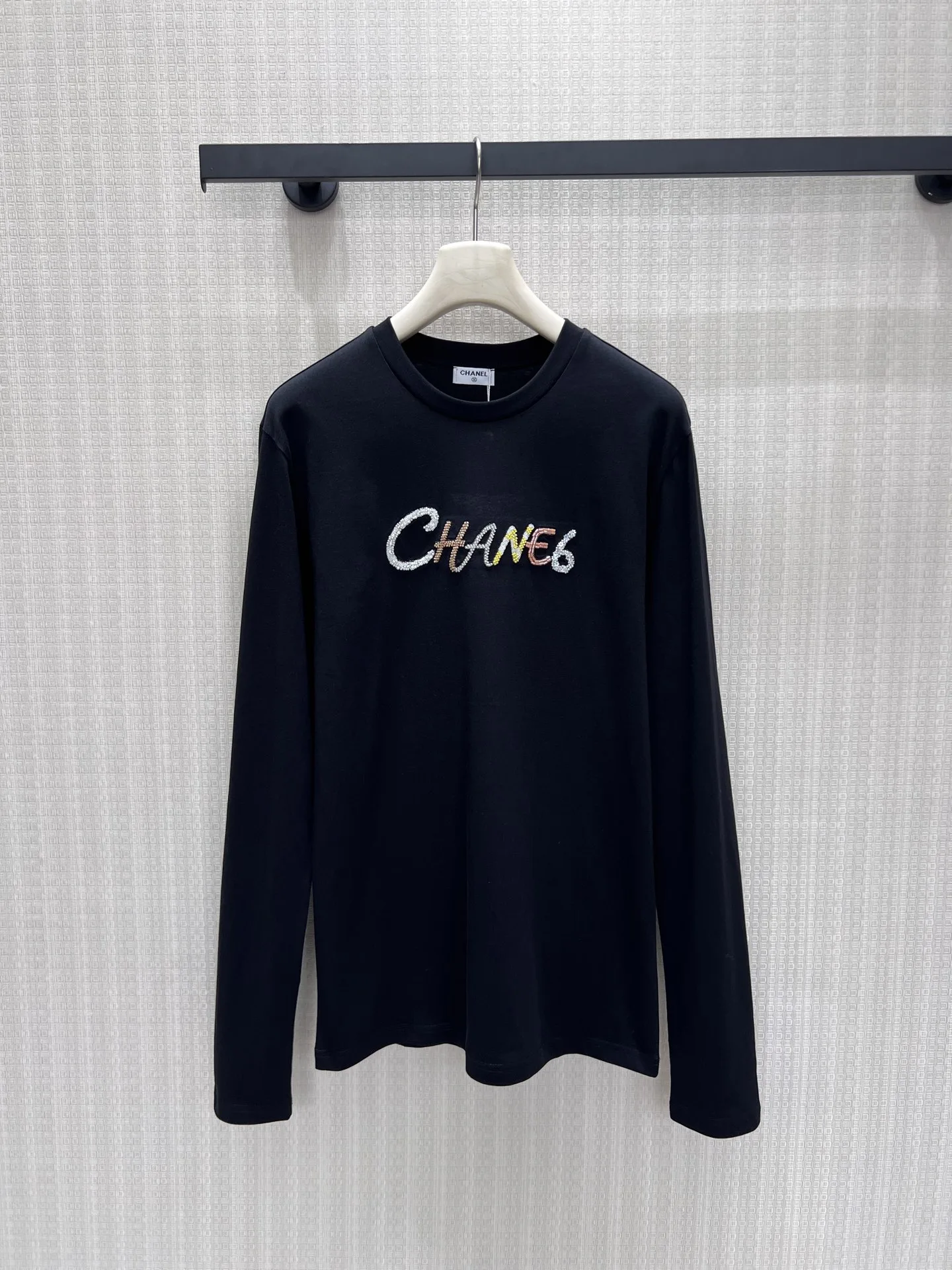 ベーシック 合わせやすい シャネル Tシャツ 偽物 コットン ロゴ 長袖Tシャツ ブラック