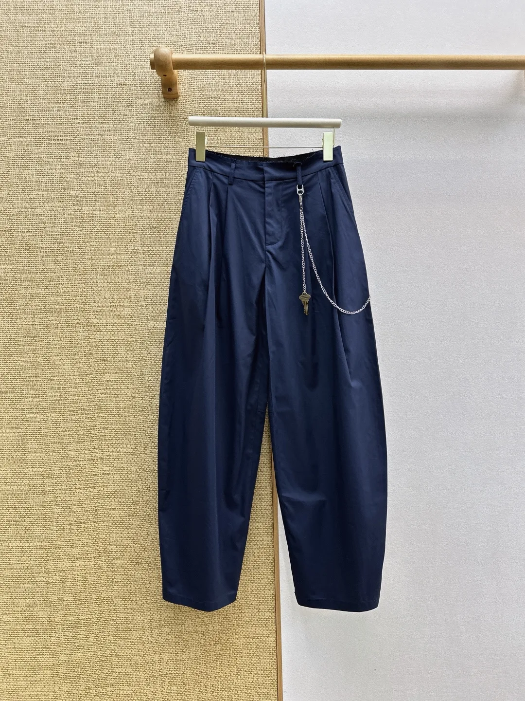 カジュアル おしゃれ アレキサンダーワング パンツ コピー 合わせやすい
