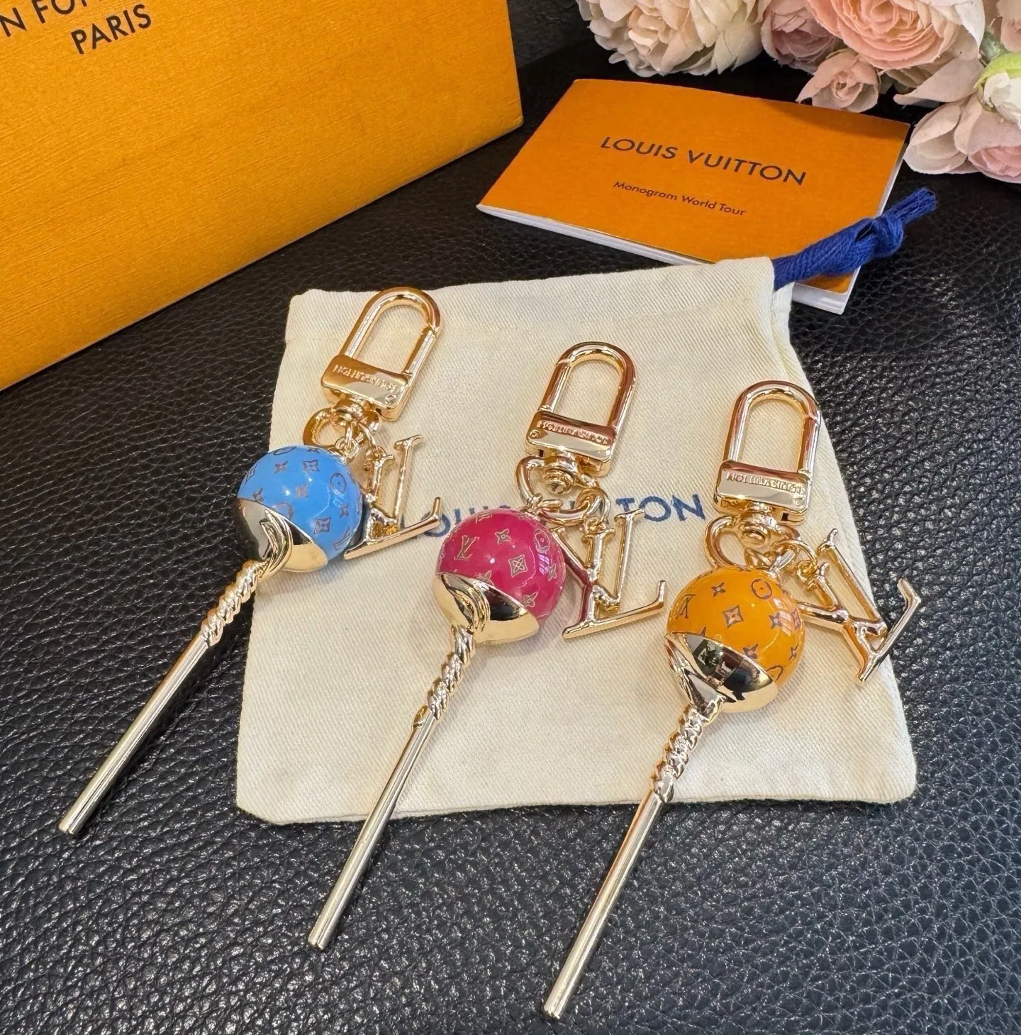 圧倒的な可愛さ LV スイーツ バッグチャーム ルイ・ヴィトン キーホルダー 偽物