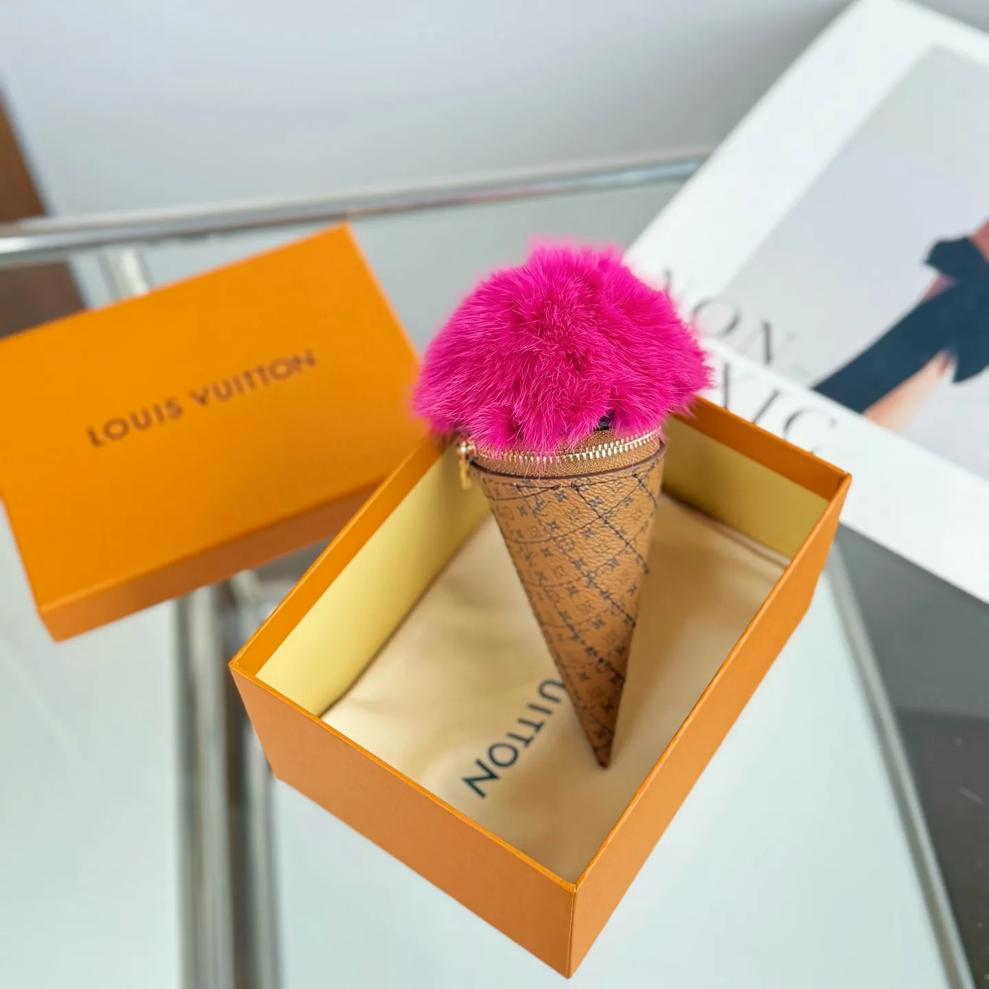 バッグチャーム･LV アイスクリーム ルイ・ヴィトン キーホルダー 偽物 人気 可愛い