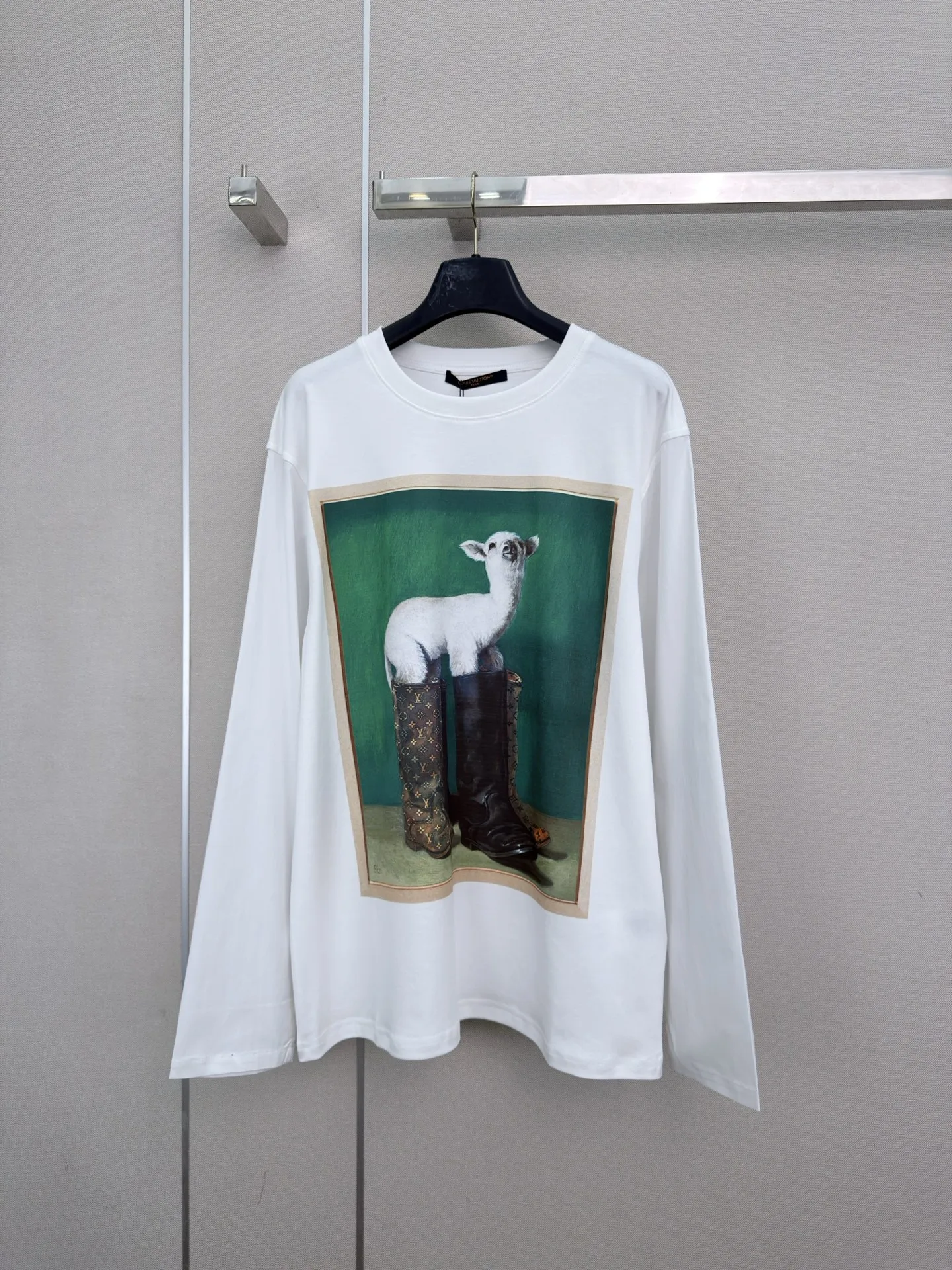 ルイ･ヴィトン x ナザール ロングスリーブ トップ ルイ・ヴィトン Tシャツ コピー コットン