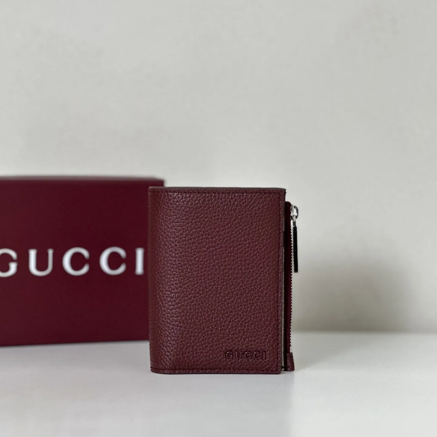 ユニセックス 二つ折り財布 コインウォレット グッチ スーパーコピー 817021 ボルドー
