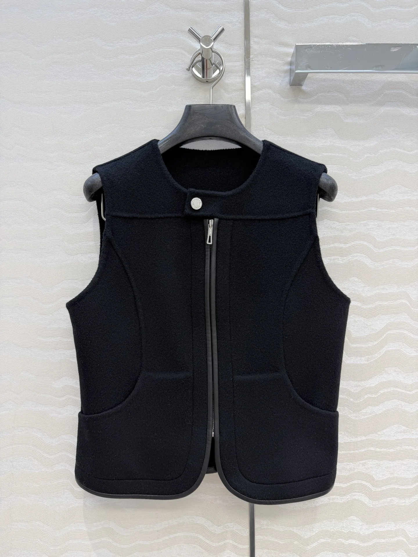 ウール カシミヤ ジップアップベスト エルメス ジャケット コピー ブラック