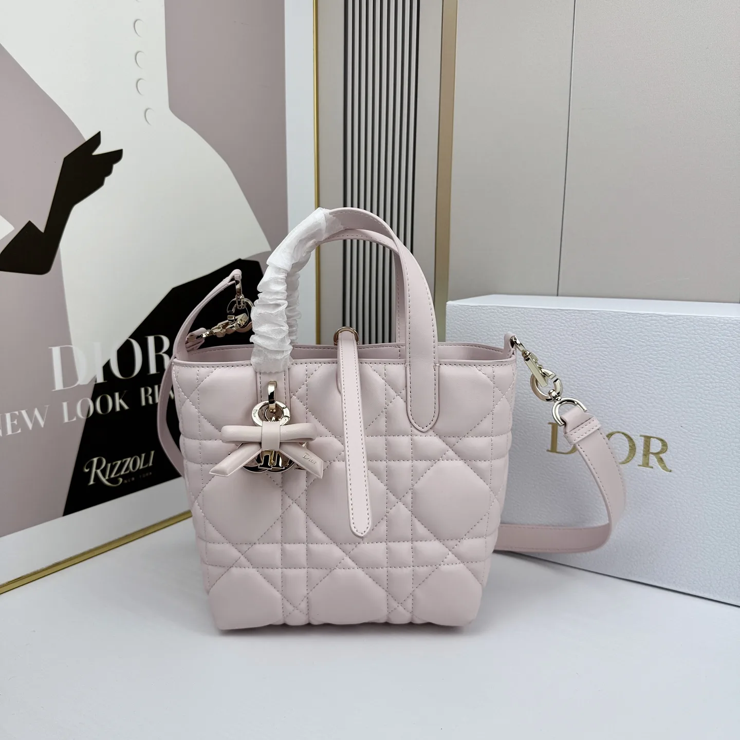 フェミニン Dior Toujours スモール ハンドバッグ クリスチャン・ディオール コピー ピンク