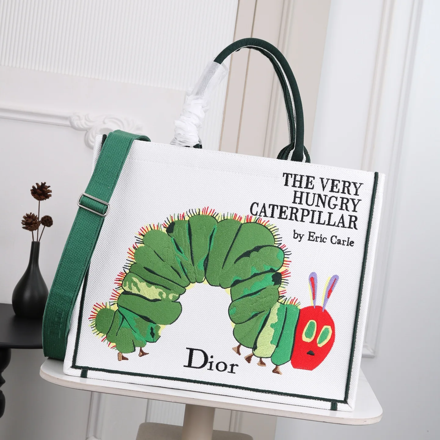 はらぺこあおむし Dior Book Tote ストラップ付きバッグ ラージ クリスチャン・ディオール コピー