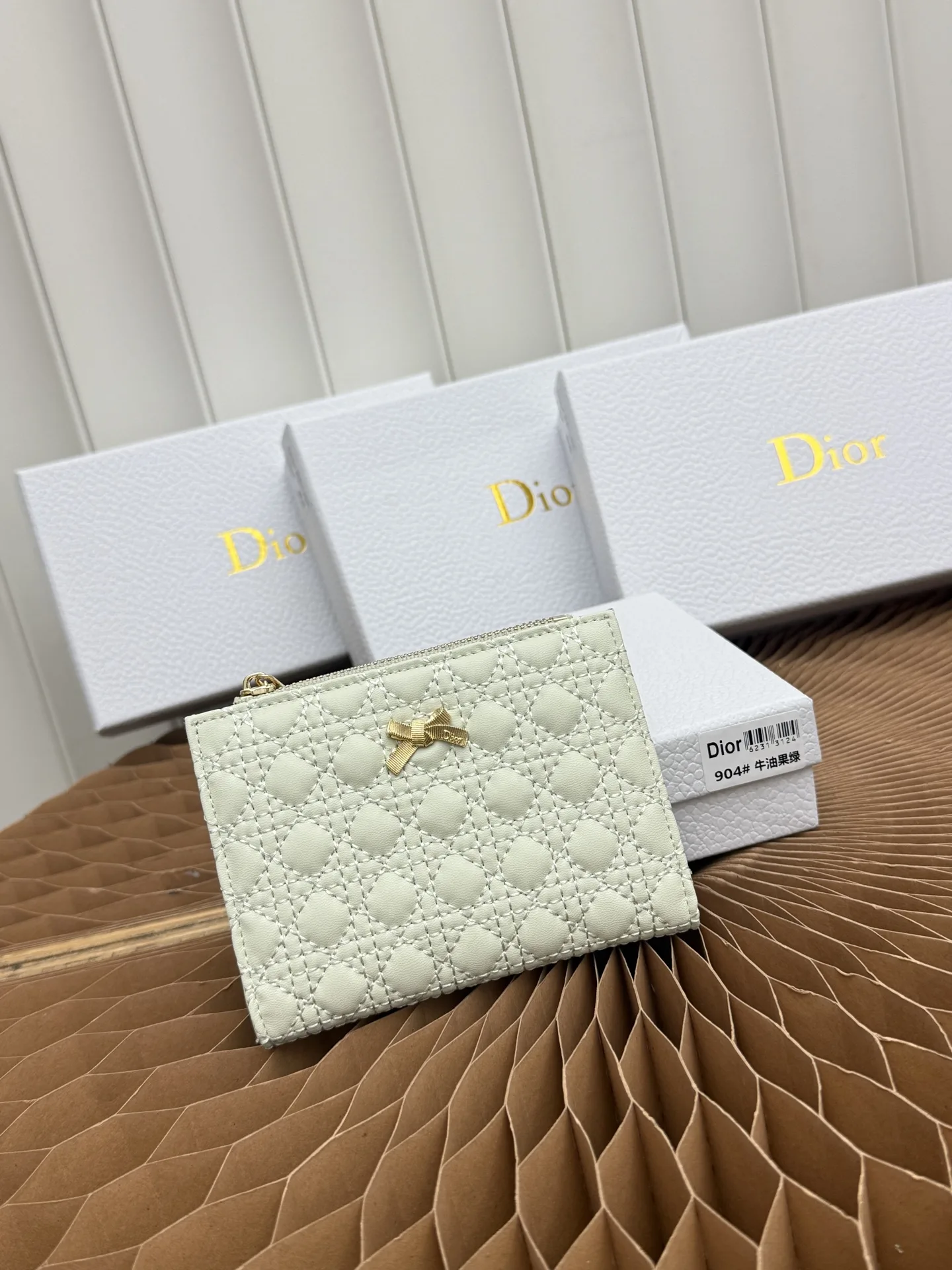 Baby Bow Begonia ウォレット クリスチャン・ディオール 財布 コピー ライトグリーン