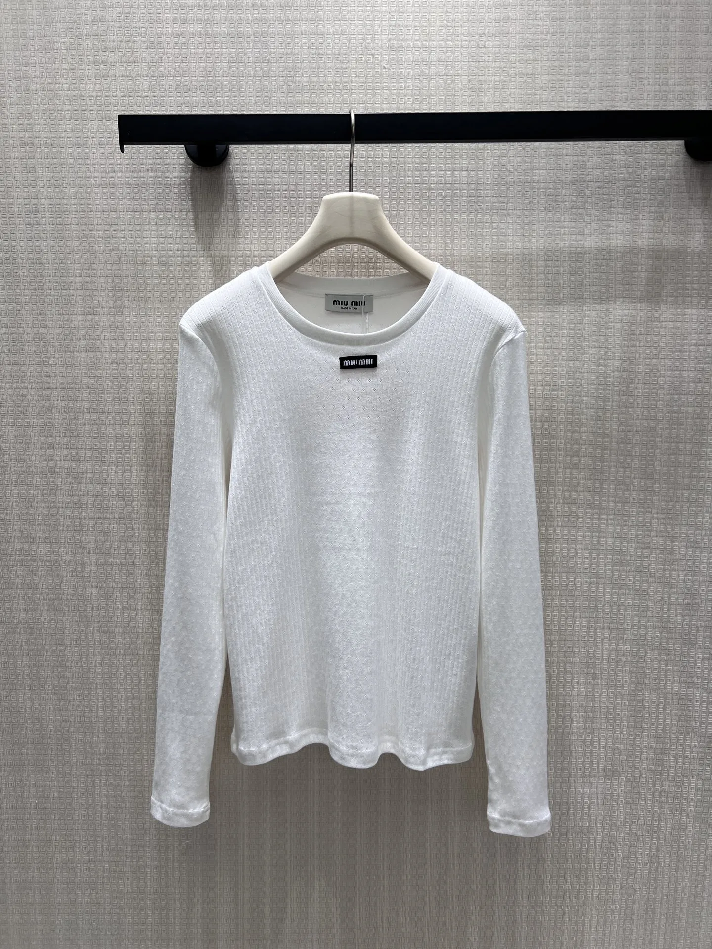 シンプル 合わせやすい カットソー ミュウミュウ Tシャツ 偽物 コットン ホワイト