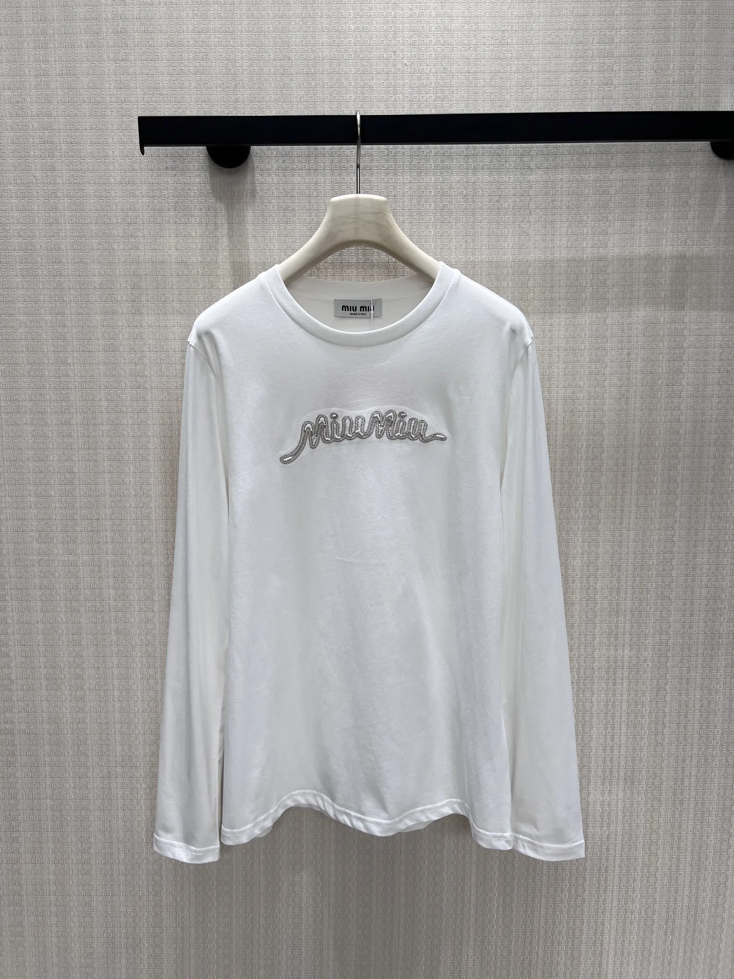 ベーシック 合わせやすい ミュウミュウ Tシャツ 偽物 コットン 長袖Tシャツ ホワイト