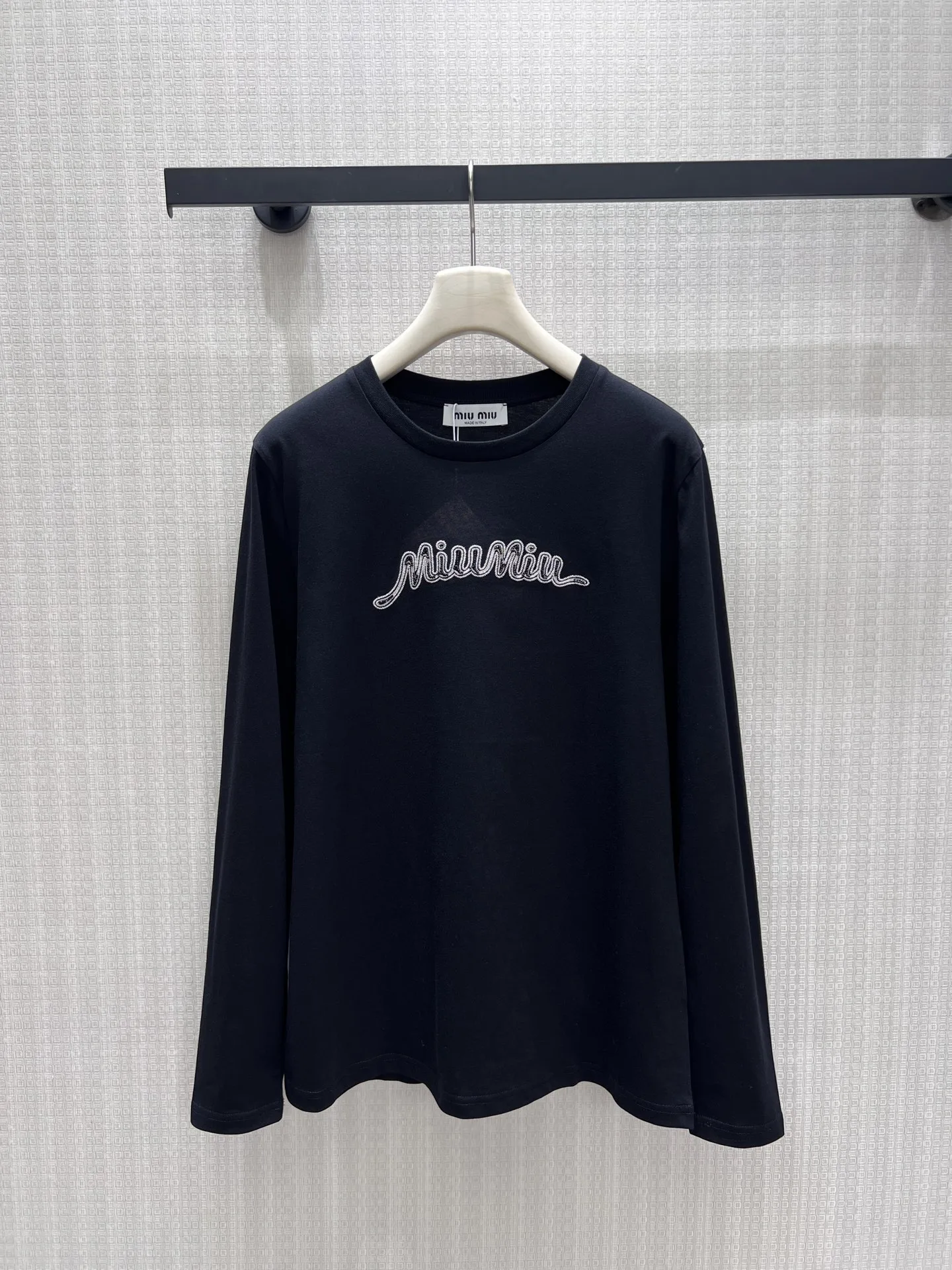ベーシック 合わせやすい ミュウミュウ Tシャツ 偽物 コットン 長袖Tシャツ ブラック
